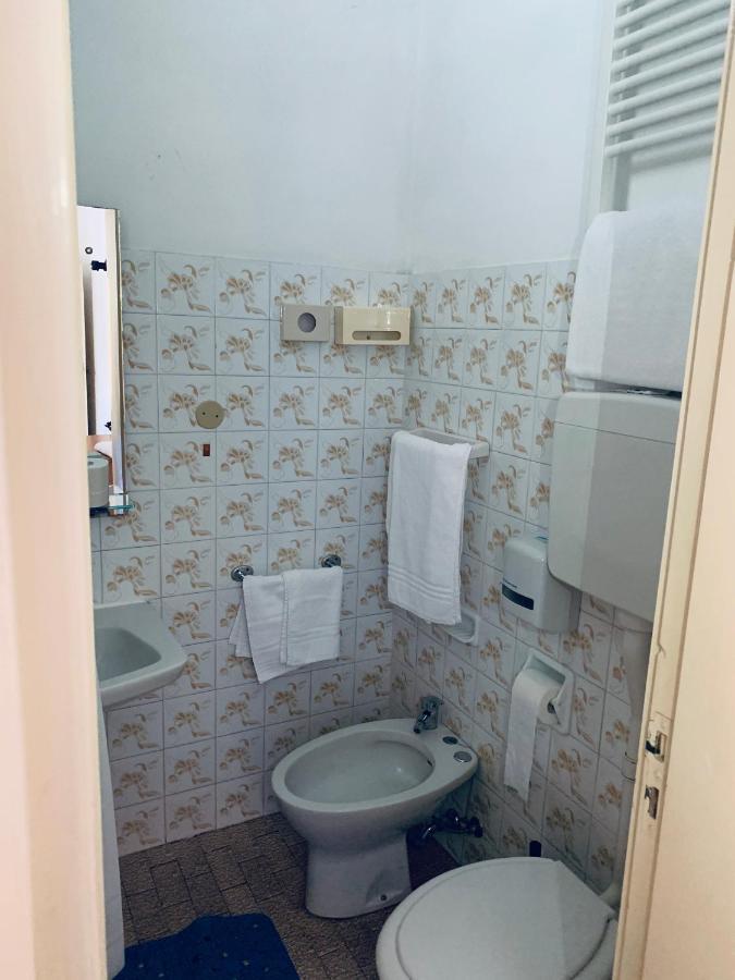 Hotel Maria Piera Rimini Luaran gambar
