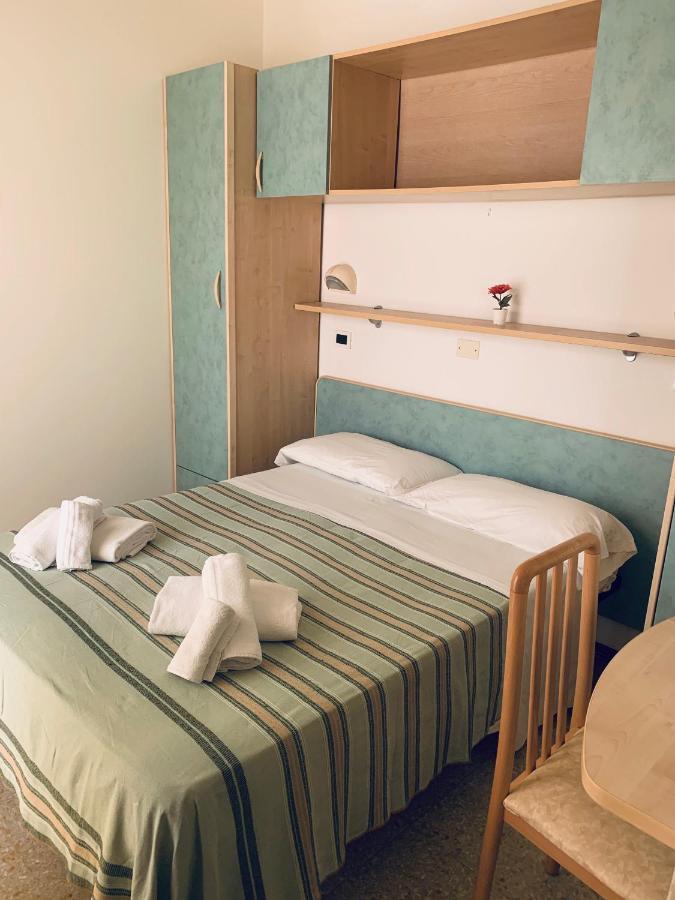 Hotel Maria Piera Rimini Luaran gambar