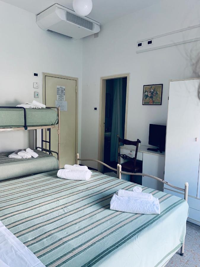 Hotel Maria Piera Rimini Luaran gambar